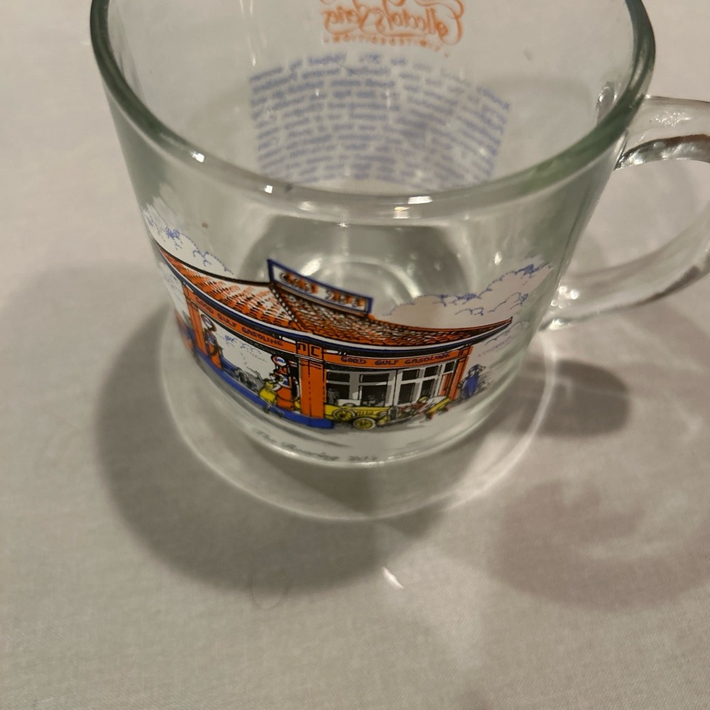 Set of 2 Gulf Collectors Series Limited Edition mugs.